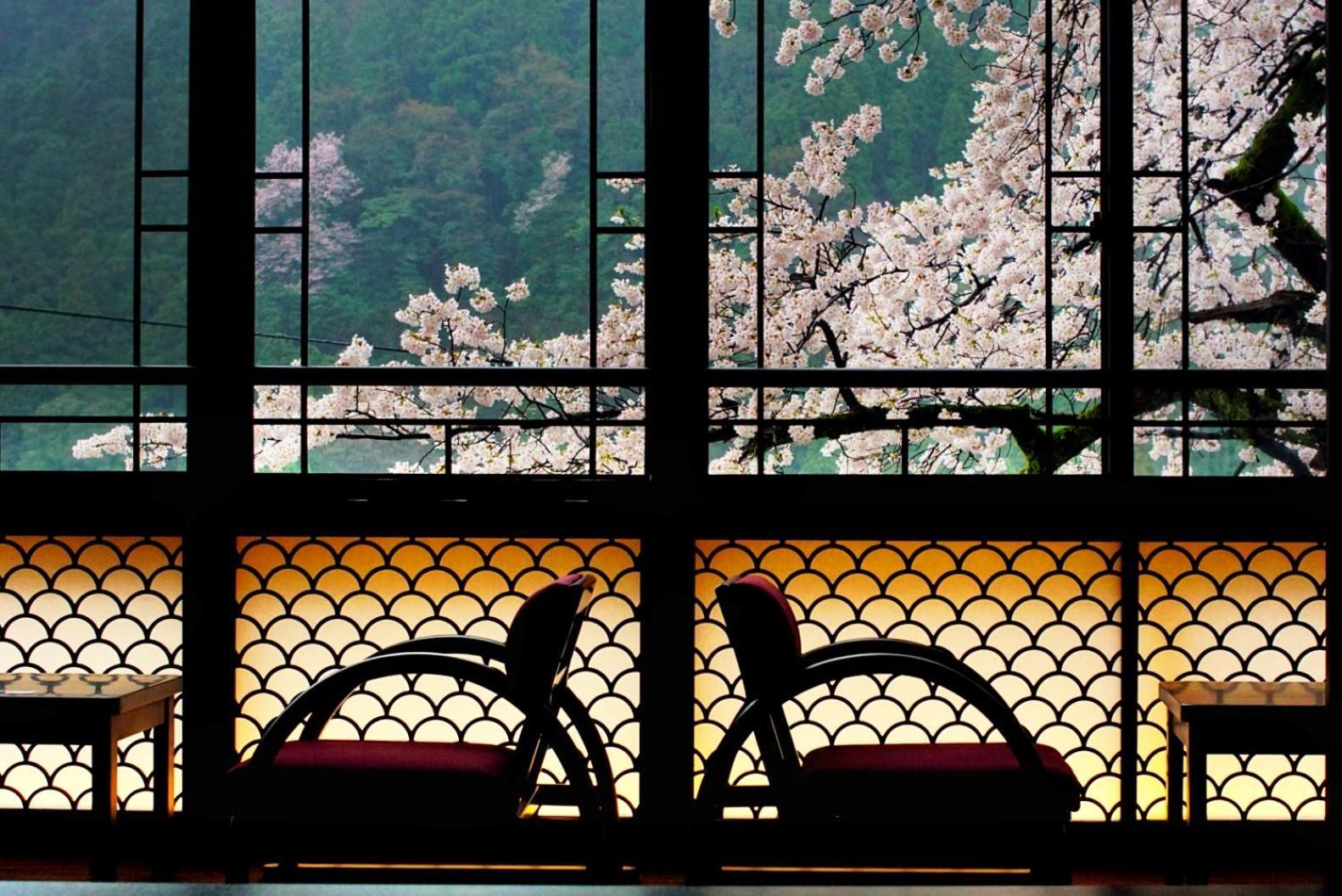 Sanrakuen Hotel Tonami Екстериор снимка