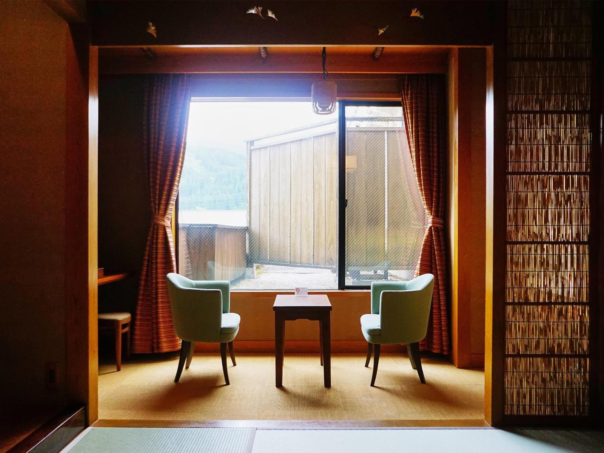 Sanrakuen Hotel Tonami Екстериор снимка